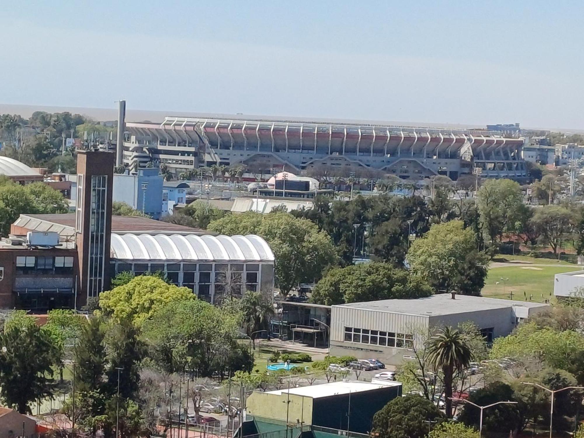 Departamento En Nunez Con Vista Al Rio Avenida Del Libertador Apartamento