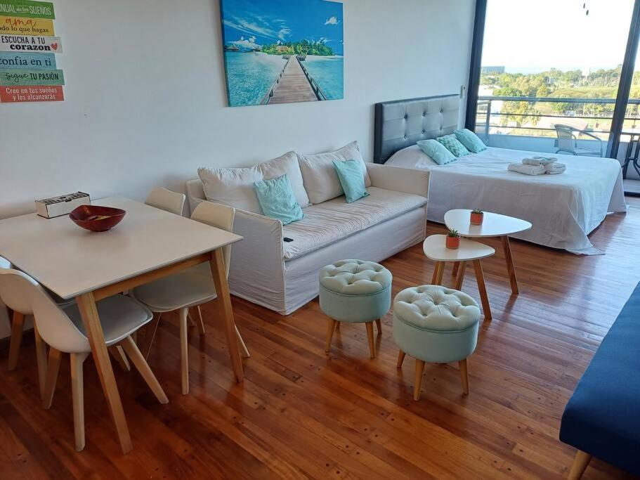 Departamento En Nunez Con Vista Al Rio Avenida Del Libertador Buenos Aires